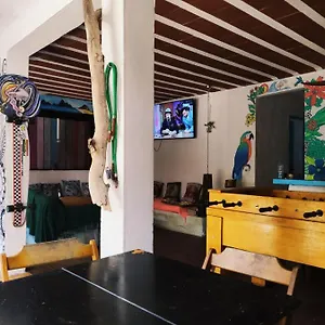  Hostal Raizes Surf And Bar Brasil